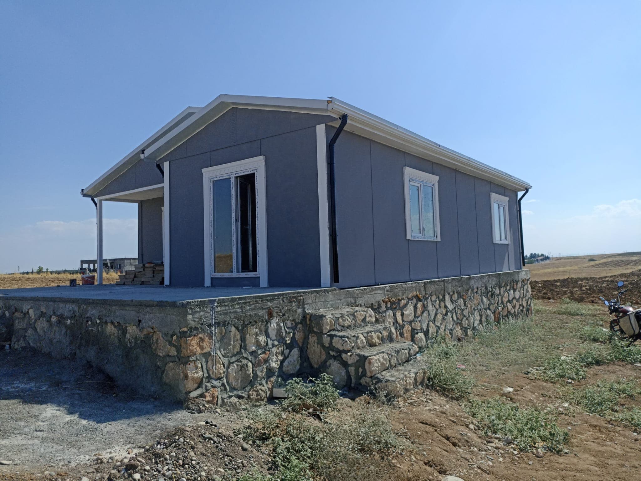 Uşak Minimalist Kırsal Ev